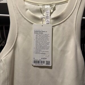 Lulu lemon softstreme back in action dress